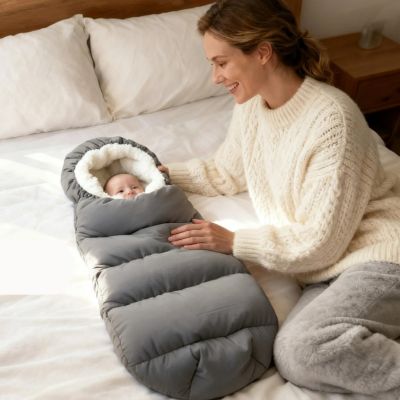 Chancelière-bébé-cosy-grise