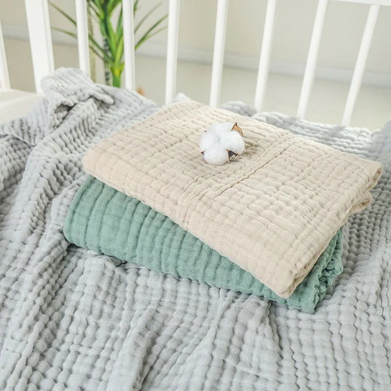 Couverture-d emmaillotage-harmonie-coton-dans-bassinette