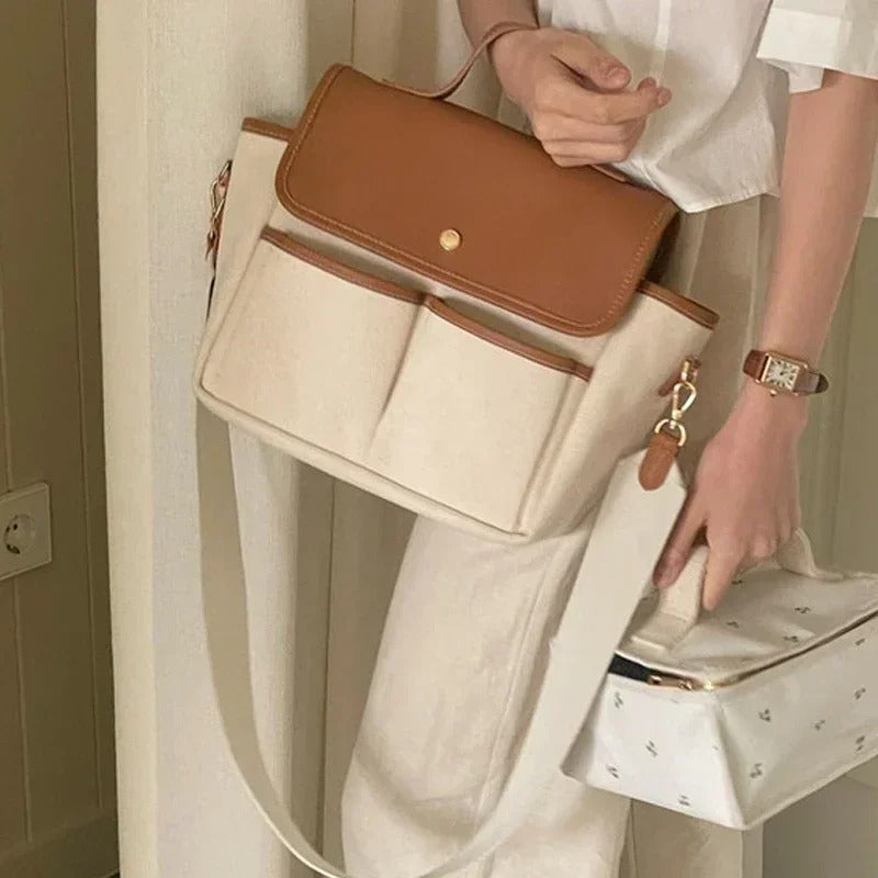 Femme-porte-sac-à-langer-Tendance™-et-autre-petit-sac