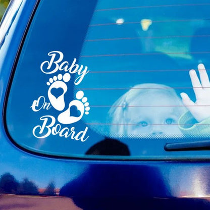 Fillette-dans-auto-bébé-à-bord-baby-on-board