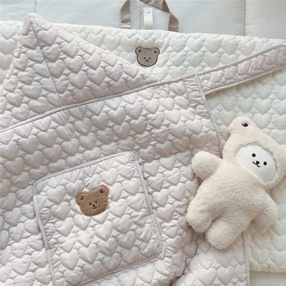 Nid-d ange-polaire-blanc-ourson