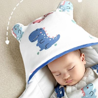 Protection-tête-bébé-avec-nid-d_ange-cosy-dinosaure