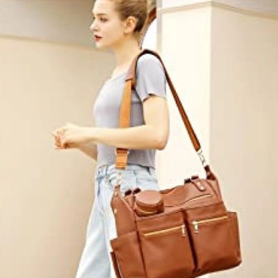 Femme-porte-bandoulière-ajustable-sur-épaules-de-sac-à-dos-à-langer-sophistiqué