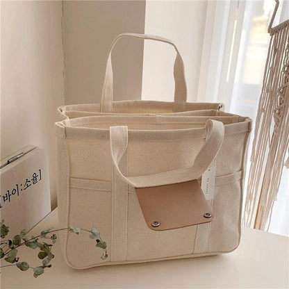 Sac-à-langer-au-naturel-devant-fenêtre