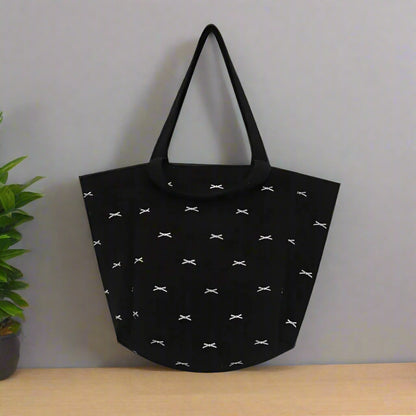 Sac-à-langer-matelassé-noir