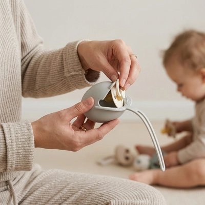 Boite a tetine​ bebe simplicité grise