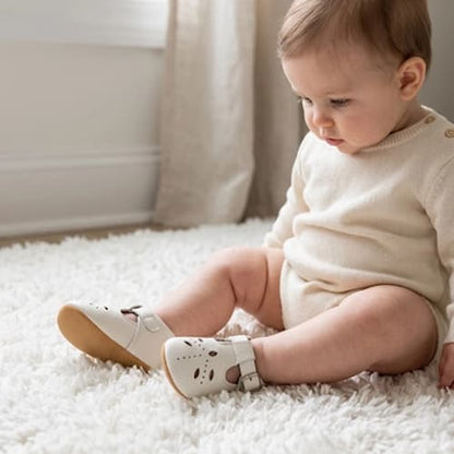 chaussures bébé fille premiers pas dentelle couleur blanc
